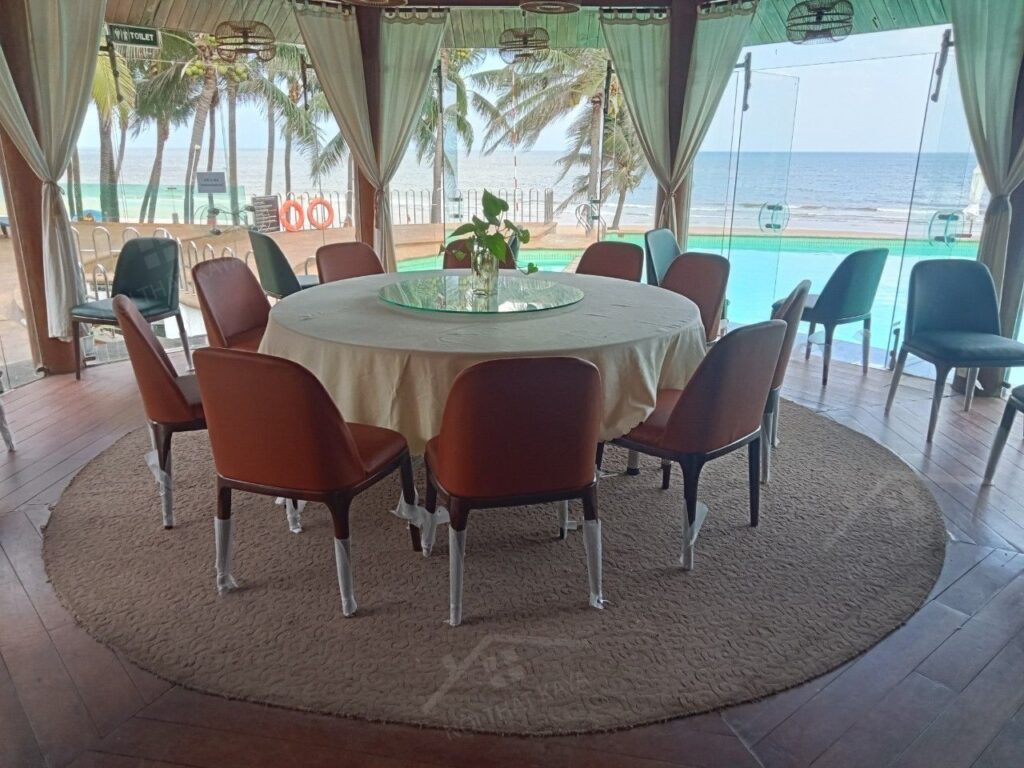 Lắp đặt Bàn Ghế Tại Nhà Hàng Hải Sản Phan Thiết (4)