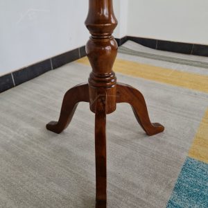 Bàn Louis Gỗ Tự Nhiên (6)