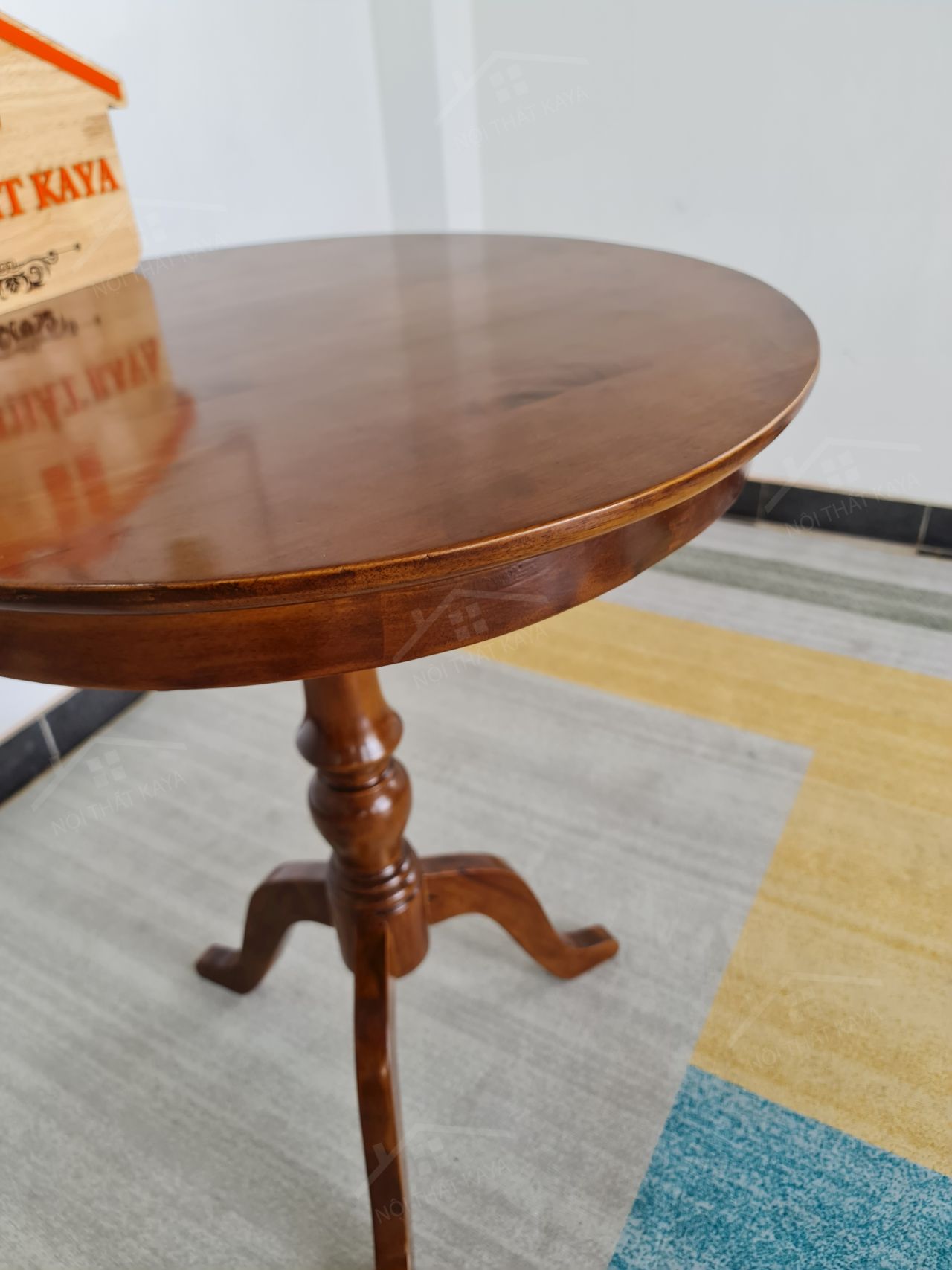 Bàn Louis Gỗ Tự Nhiên (9)