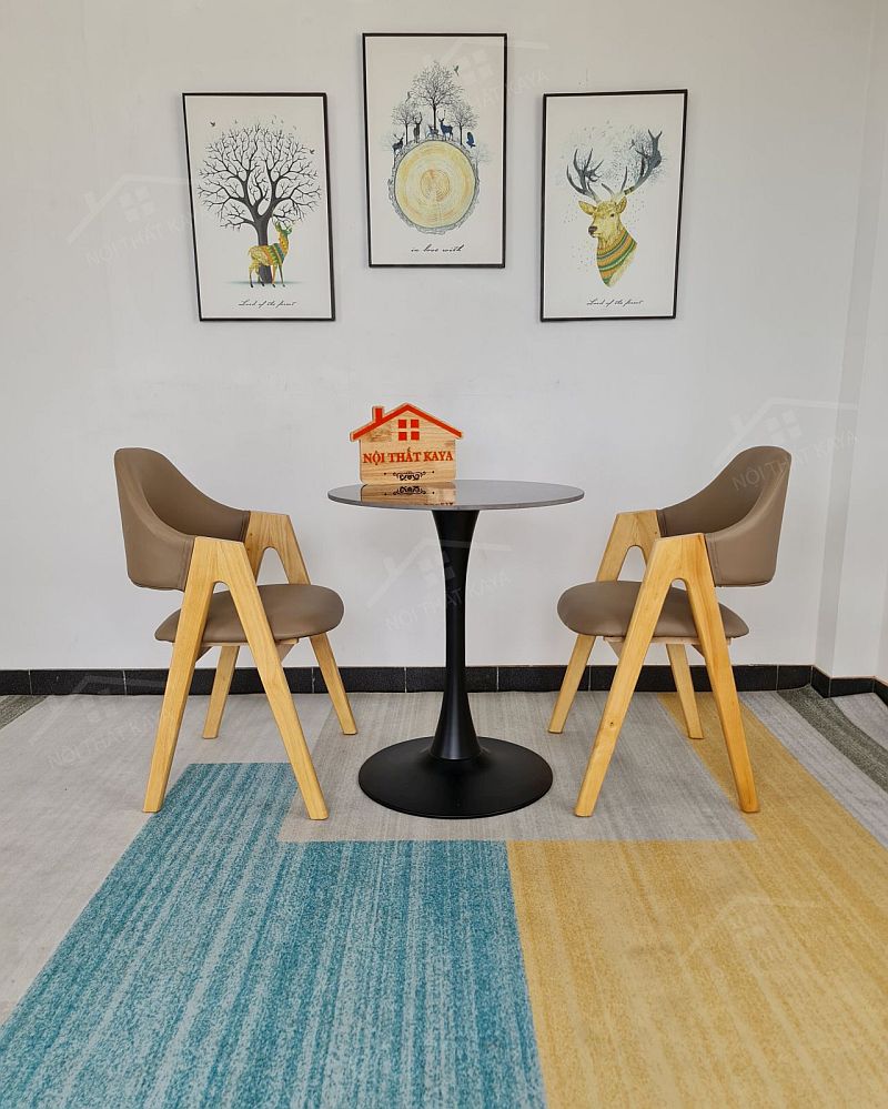 Ema 2 Ghế + Bàn đá Chân Tulip