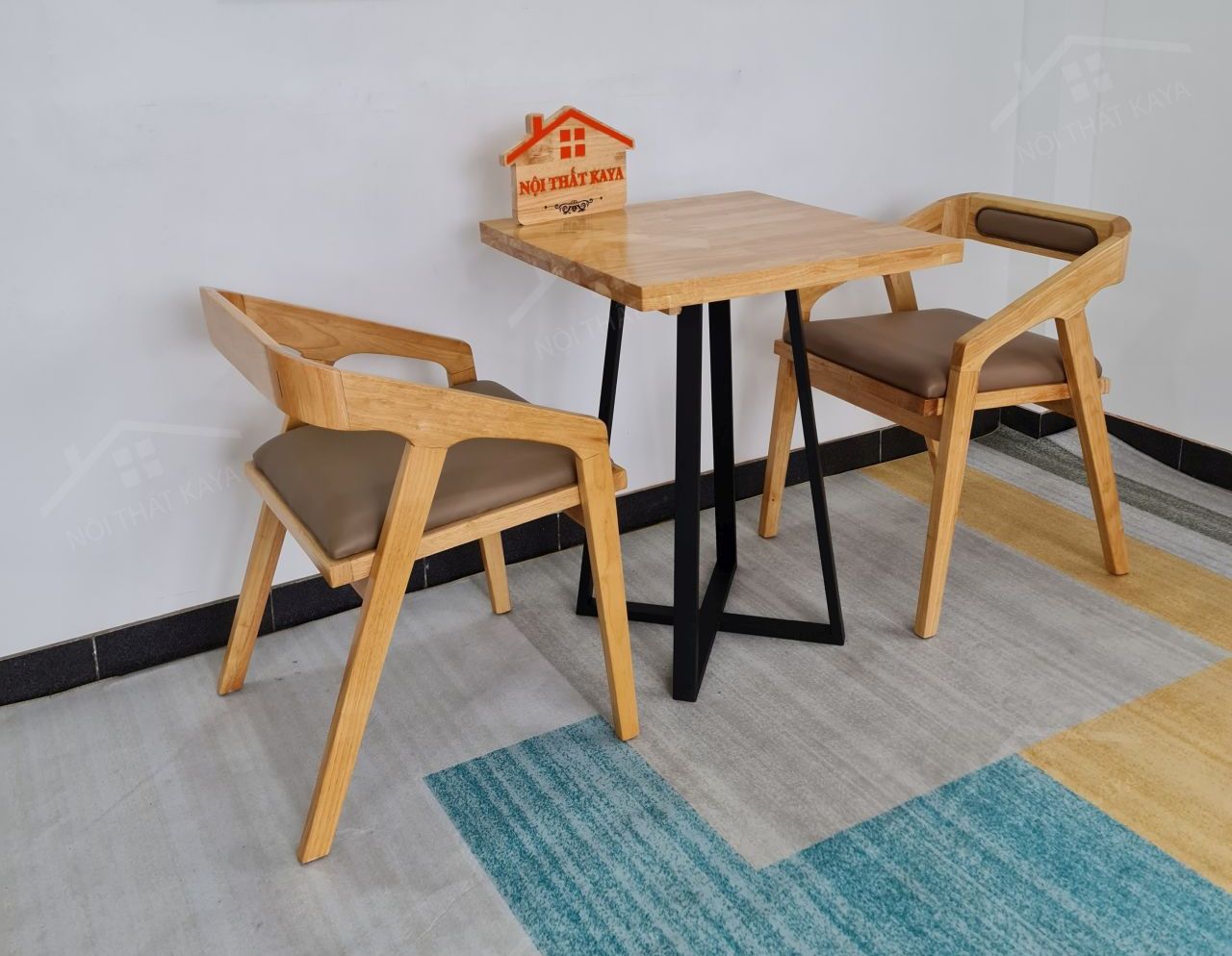 Kantana 2 Ghế + Bàn Chân Sắt Ky-gh 103 Vuông (3)