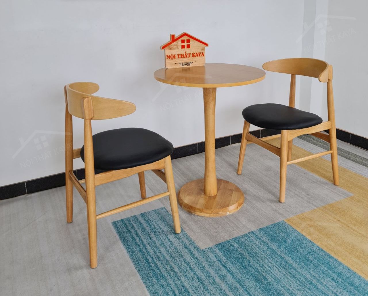 Luna 2 Ghế + Bàn Chân Trụ (3)