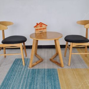 Luna 2 Ghế + Bàn Chân V (1)