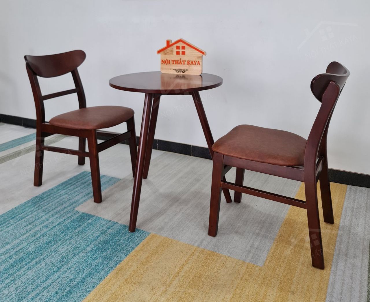 Mango 2 Ghế + Bàn 3 Chân (2)
