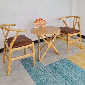 Wishbon 2 Ghế + Bàn Chân Sao (3)