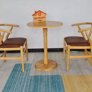 Wishbon 2 Ghế + Bàn Chân TrỤ (1)