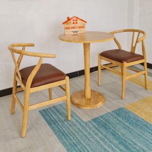 Wishbon 2 Ghế + Bàn Chân TrỤ (3)