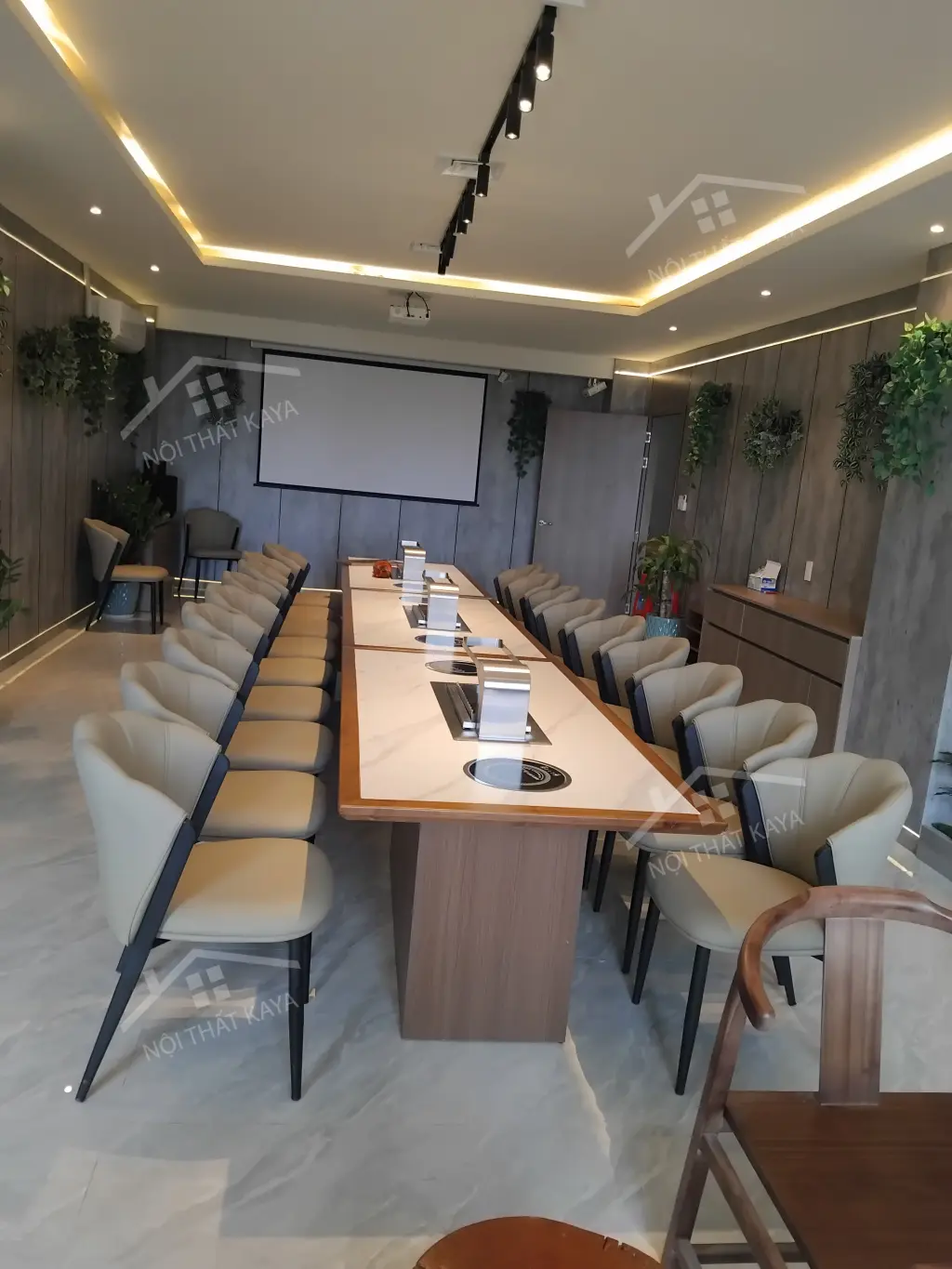 Dự án Thi Công Bàn Ghế Nhà Hàng Trung Quốc Tại Bình Dương (9)