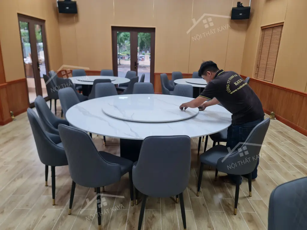 Lắp đặt Bàn Ghế Phòng Vip Tiếp Khách Tòa Án Nhân Dân Thành Phố (11)